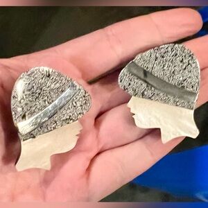 Vintage Clip On Earrings Mother Of Pearl Inlay Ladies Hat Face Silohuette